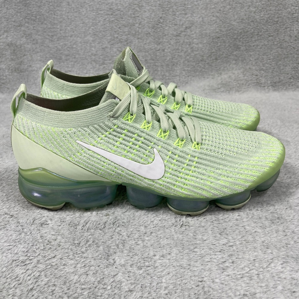 Nike Air VaporMax 3 Women 10.5 Flyknit Jade Aura Running Shoes Green AJ6910-300 - Picture 4 of 10